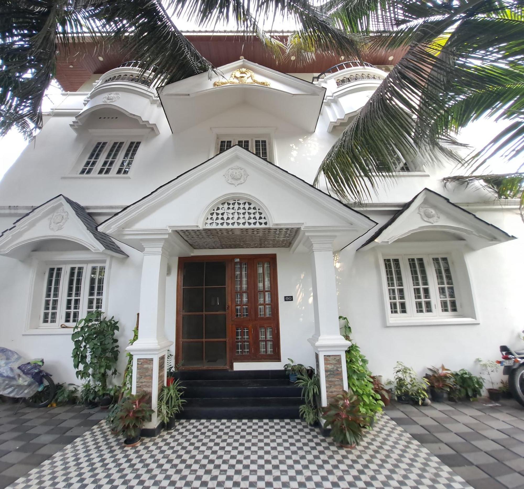 Kochi Annies Inn Homestay מראה חיצוני תמונה