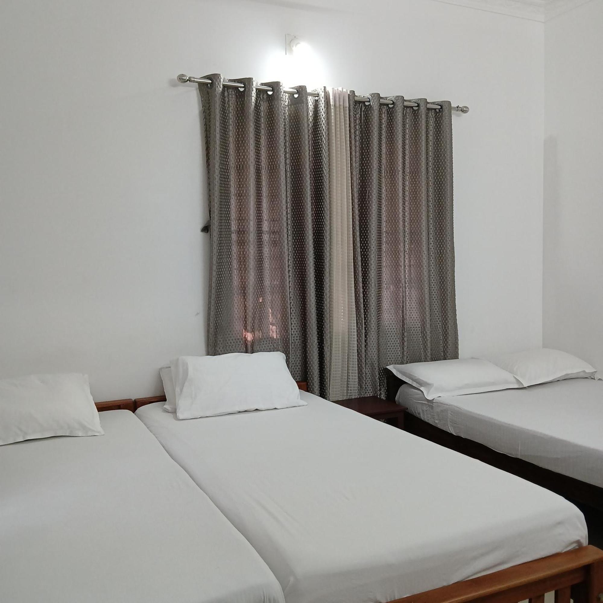 Kochi Annies Inn Homestay מראה חיצוני תמונה